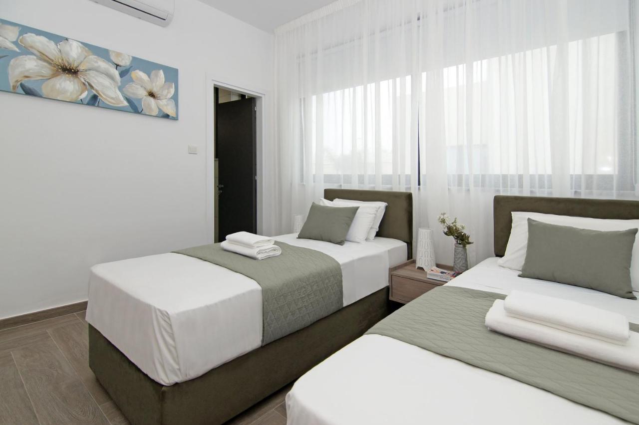 Villa Queen Eleanor Protaras Luaran gambar