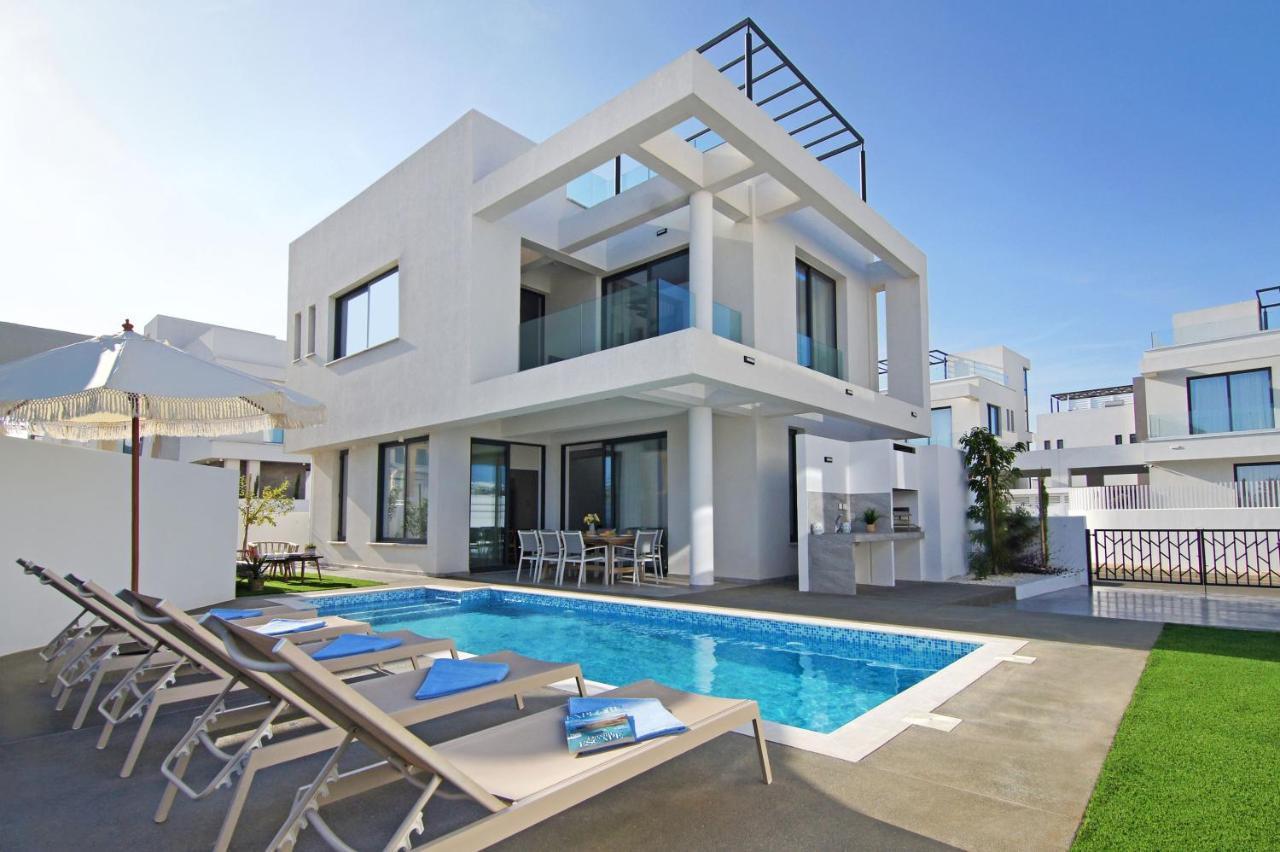 Villa Queen Eleanor Protaras Luaran gambar